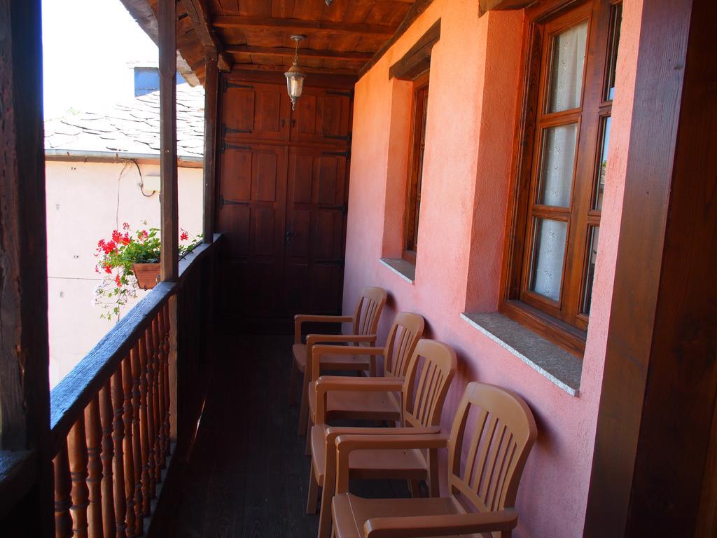Hotel Rural El Lagar De Las Medulas Orellan Bagian luar foto