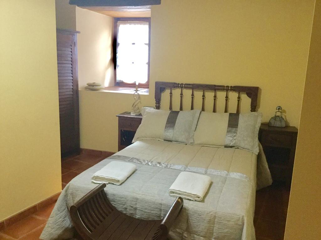 Hotel Rural El Lagar De Las Medulas Orellan Bagian luar foto