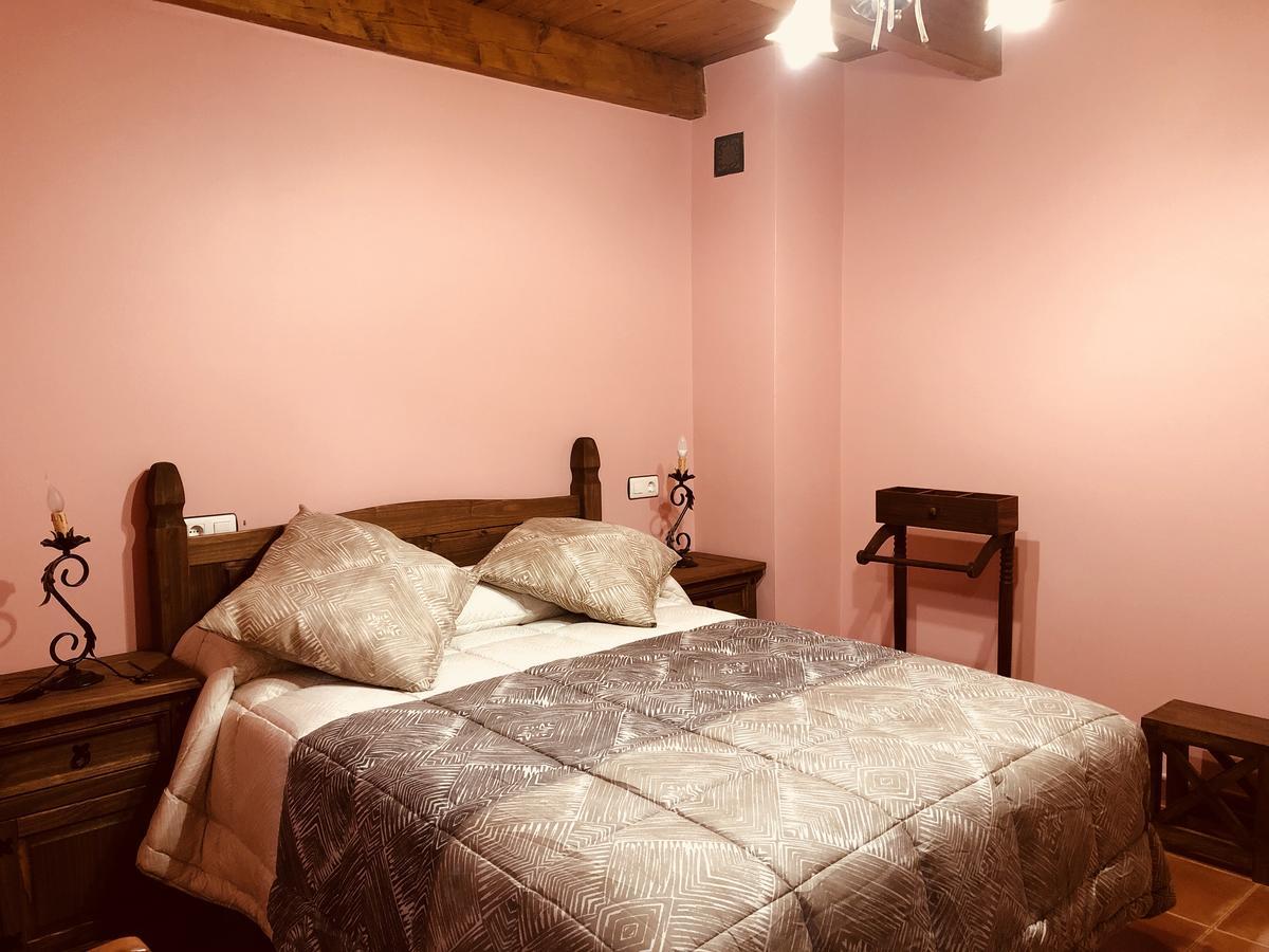 Hotel Rural El Lagar De Las Medulas Orellan Bagian luar foto