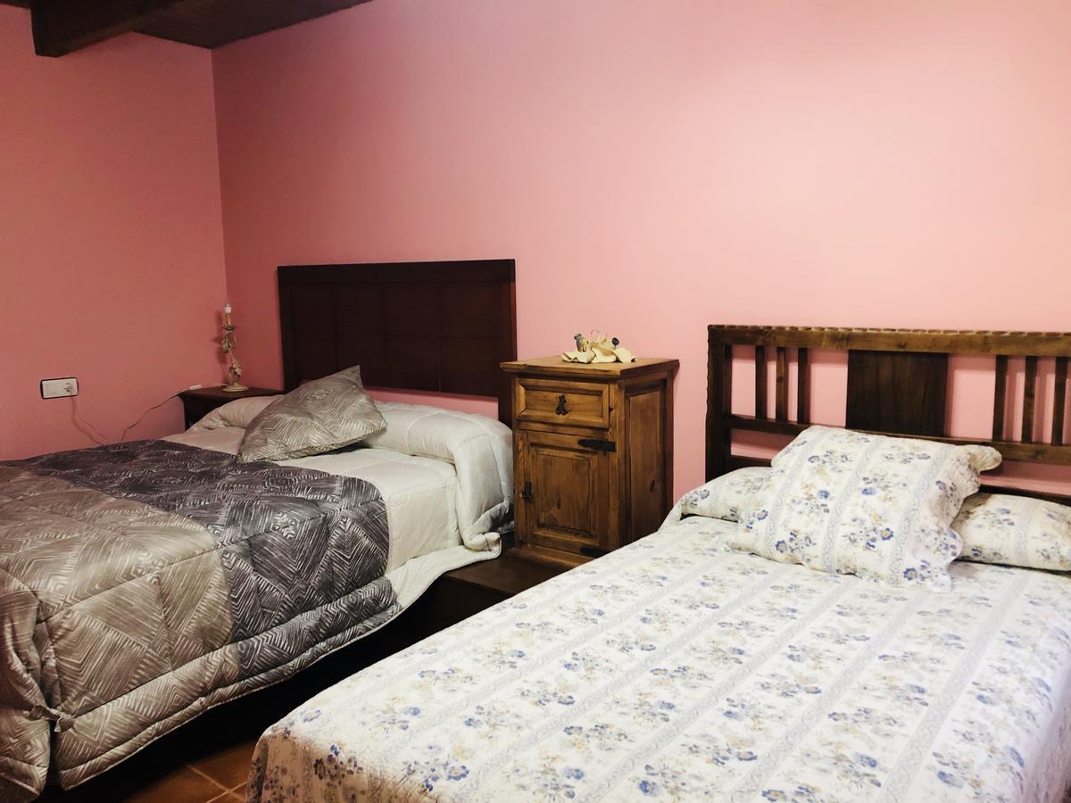 Hotel Rural El Lagar De Las Medulas Orellan Bagian luar foto