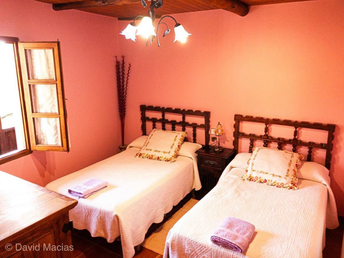Hotel Rural El Lagar De Las Medulas Orellan Bagian luar foto